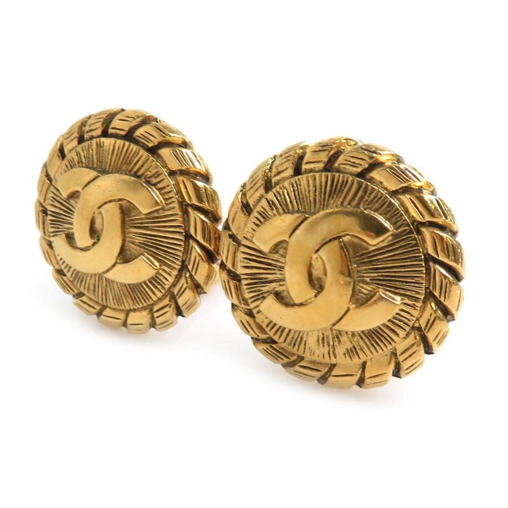CHANEL Authentic Vintage Gold Earrings - Picture 2 of 8